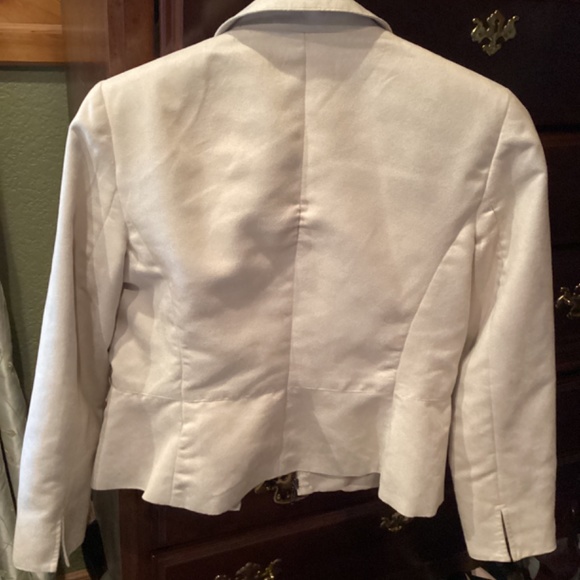 Faux suede jacket, size 6 petite - Picture 2 of 8